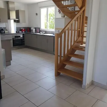 Maison Pour 4 A 8 Personnes A 15 Min De Holiday home *